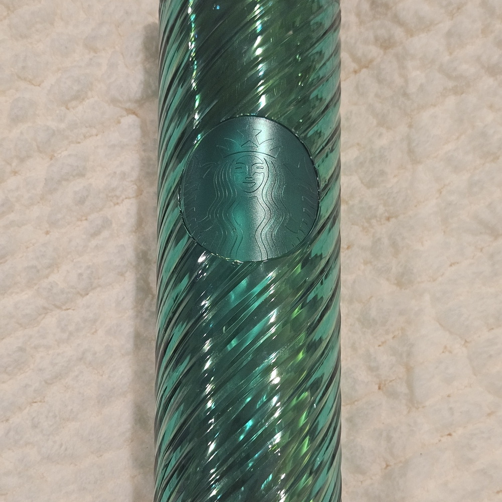 Starbucks 2022 Plastic Iradescent Teal Green Spiral Slide And Sip Skinny Tumbler